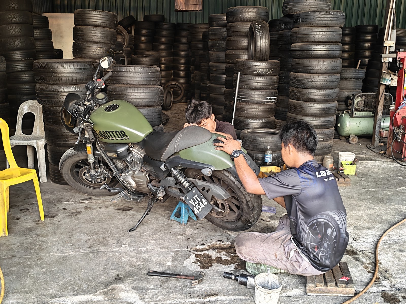 NF Adila Enterprise Kedai Tayar Baru & Terpakai 4